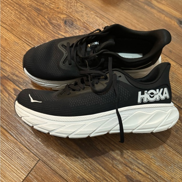 Men's HOKA Arahi 7 shoes - Picture 1 of 5